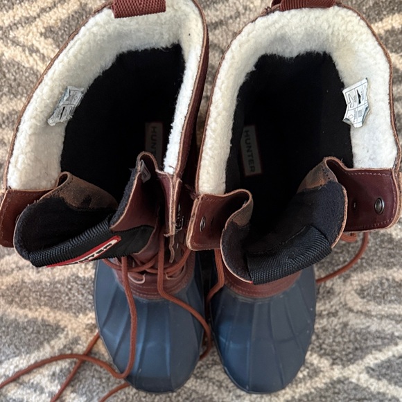 Hunter Two-Tone Winter Boots size 10 - Picture 5 of 6